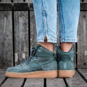 Nike Air Force 1 HI SE suede green size 7.5